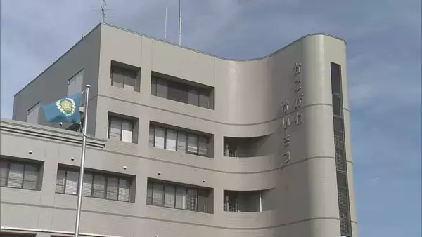 兵庫県立高校教師が17歳女性を盗撮か　スカート内にスマートフォンを差し入れた疑い　