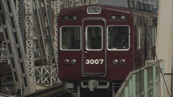【速報】阪急神戸線が運転を見合わせ　武庫之荘駅で人身事故