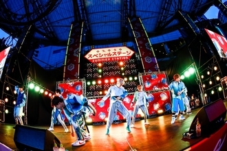SUPER★DRAGON、東京・六本木で2,000人のオーディエンスを前に白熱のライブを展開