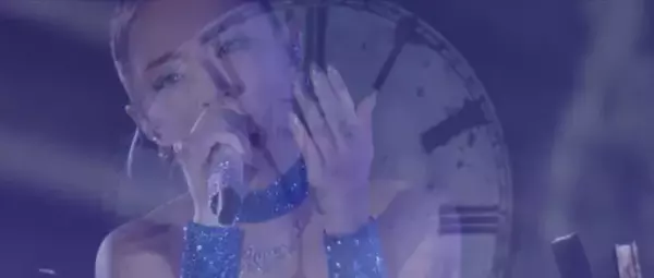 浜崎あゆみ、デビュー21周年記念ライブよりオープニングを飾った「Duty」歌唱映像公開