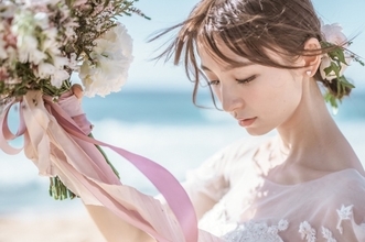 元AKB48・篠田麻里子、ハワイ挙式の詳細が明らかに！ 挙式翌日には、ゲストと一緒に“安産祈願”も