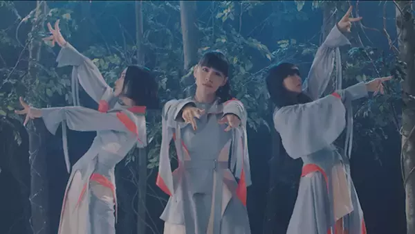 Perfume、新曲「再生」MV公開！ 見どころは、メジャーデビュー以降の全MV映像で再生成されたリップシンクシーン！
