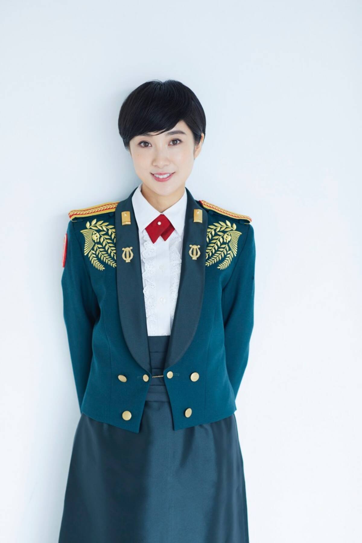 陸自の歌姫 が 天皇陛下御即位をお祝いする国民祭典 で嵐が歌唱したあの名曲を奇跡のカバー 2020年4月21日 エキサイトニュース