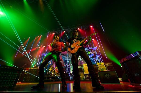 b z 5週連続無観客配信ライブよりday1 day2の模様をダイジェスト公開 2020年11月13日 エキサイトニュース