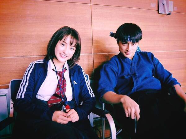 平祐奈 映画 10万分の1 の撮影オフショットを大量投下 素の白濱亜嵐 exile generations の姿もたっぷり 2020年11月29日 エキサイトニュース