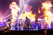 ”King Gnu”カウンターの賜物のバンド”が日本武道館に立つことの意義