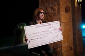 YOSHIKI、メンタルヘルス問題を抱える音楽クリエイターや業界関係者支援のために10万ドル（約1,000万円）を寄付