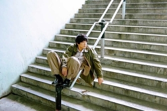 石崎ひゅーいが『MUSIClock』に出演！ 新曲「アヤメ」のタイトルに込めた思いを語る