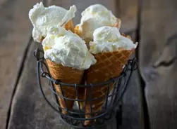 去年よりミルク感が10 アップ ローソンのミルクワッフルコーンはジャージー牛乳の旨みたっぷり 365日アイス女子 21年5月5日 エキサイトニュース