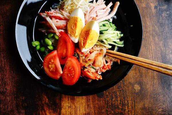 蒸し蒸しする日もスルスルいける こんにゃく麺の冷やし中華 今月食べたい 私の 冷やし中華 4 21年6月22日 エキサイトニュース