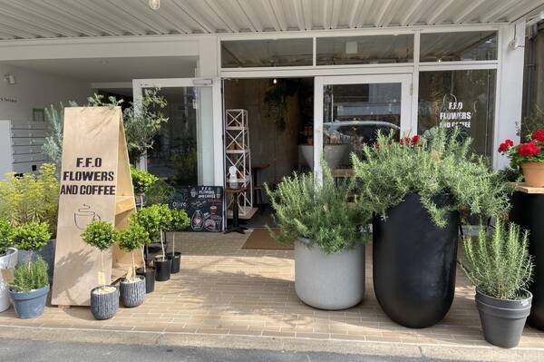 植物に囲まれたカフェ 中野で話題の エフエフオーフラワーズ コーヒー 編集部員が気になる店 13 21年4月3日 エキサイトニュース