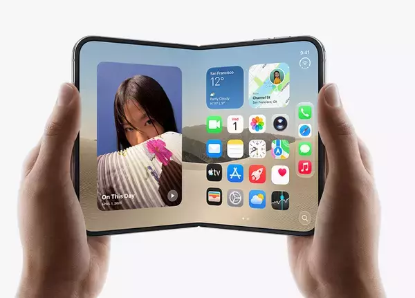 Apple、初の折りたためるiPhone「iPhone Duo」を発表