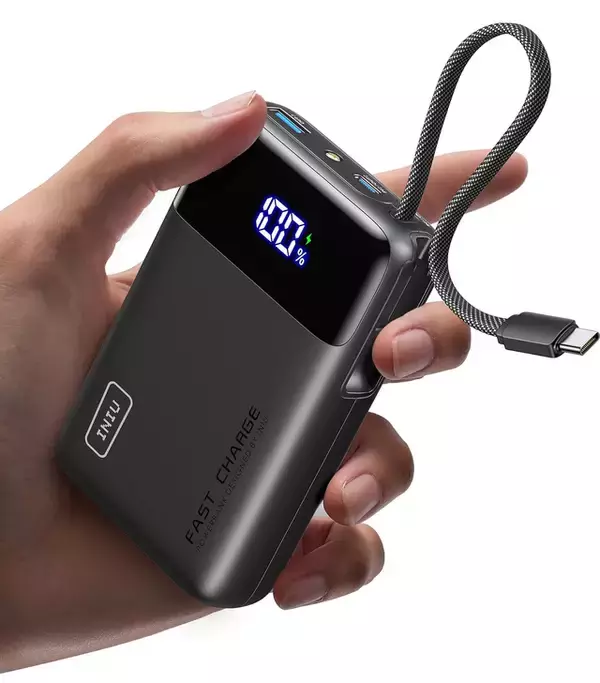 Amazon、INIUのUSB-Cケーブル内蔵20000mAhモバイルバッテリー「INIU P51L」を1,733円で販売中（クーポン適用）
