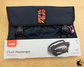 Apple Store、Bellroyのショルダーバッグ「Bellroy Cinch Messenger Bag 特別エディション」を販売開始