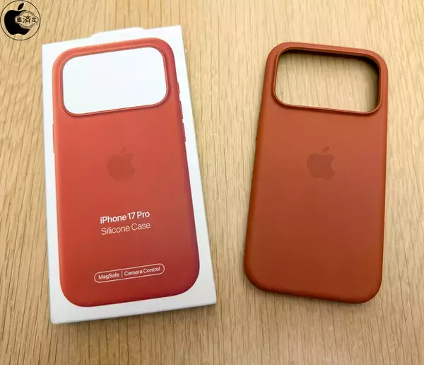 Amazon、AppleのiPhone 17 Pro用シリコンケース「iPhone 17 Proシリコーンケース」のテラコッタとブラックを各3,990円で販売中（タイムセール）