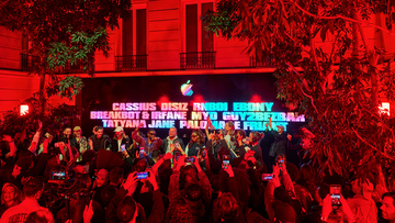 Apple、創立50周年を記念したイベントを、パリ、上海、カナダ、メキシコ、東京でも開催