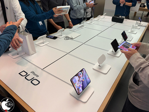 Apple名古屋栄「iPhone Duo」販売開始