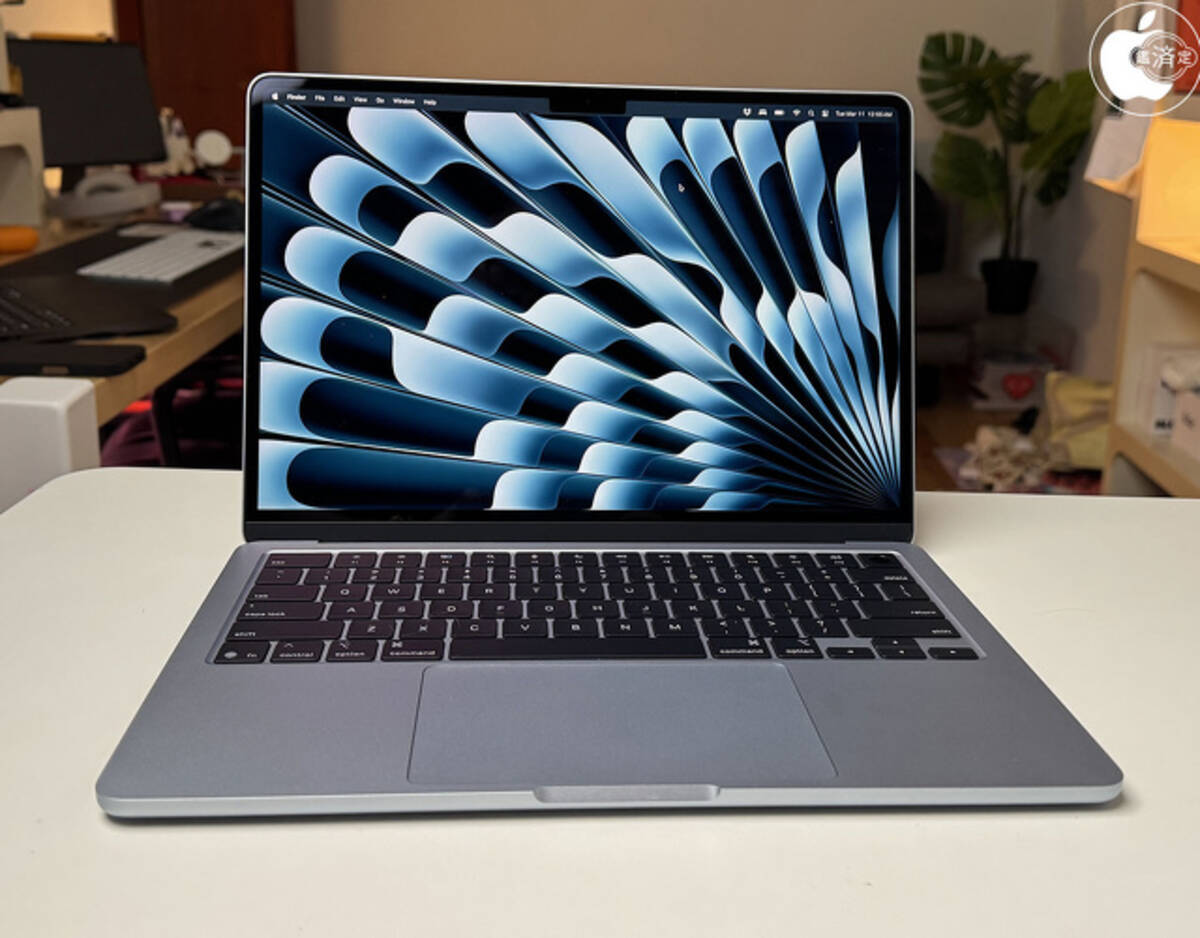 新品未開封 Apple MacBook Air M3 13インチ 512GB SSD 16GBメモリ  