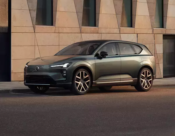 Volvo、Gemini搭載新型電動ミッドサイズSUV「EX60」を発表、Dolby Atmosに対応したApple Musicをプリインストール