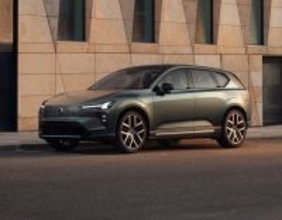 Volvo、Gemini搭載新型電動ミッドサイズSUV「EX60」を発表、Dolby Atmosに対応したApple Musicをプリインストール