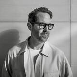 「Bloomberg：Appleのヒューマンインターフェースデザイン担当Alan Dye氏、Metaに引き抜かれる」の画像1