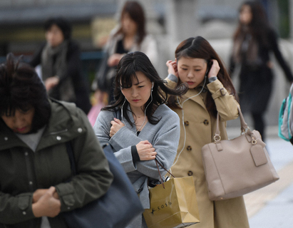 近畿で木枯らし1号 昨年より18日早く