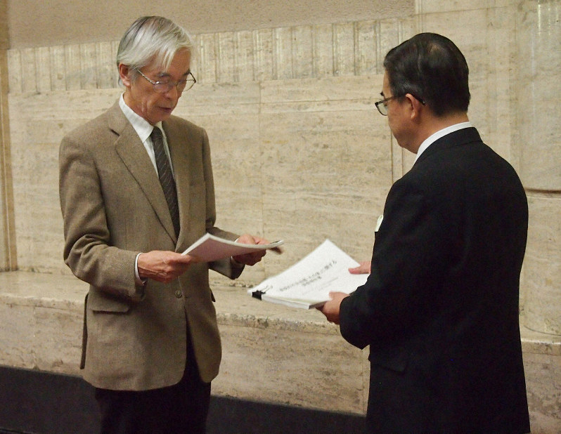 トリエンナーレ検討委「実行委会長は民間人起用を」