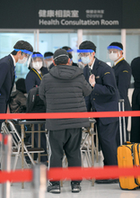 欧州や東南アジアからの入国者に2週間待機要請　新型コロナ専門家会議