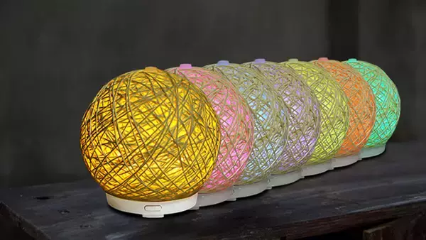 わくわく、LEDで7色に変化するアロマディフューザーをMakuakeで販売