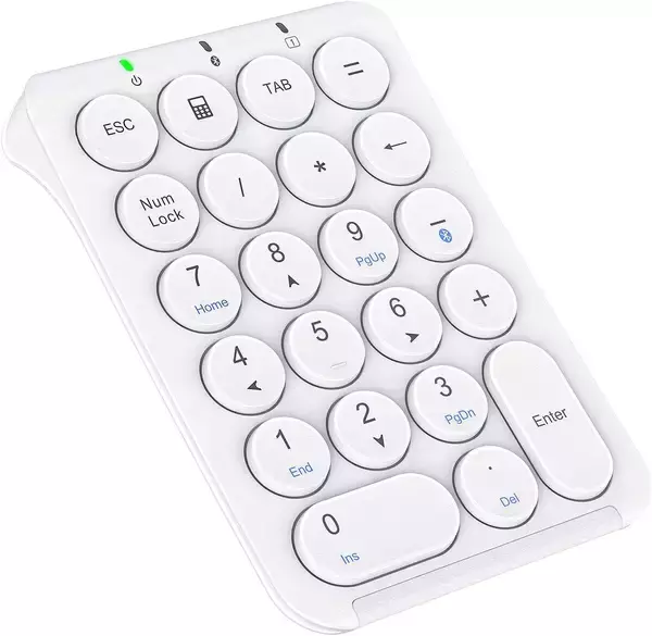 「iCleverのBluetoothテンキーが在庫処分セール実施！楽天市場で700円OFF」の画像