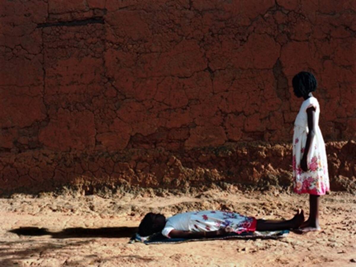 ファインペーパーと印刷技術を掛け合わせた写真展「紙の光 光のしるし」