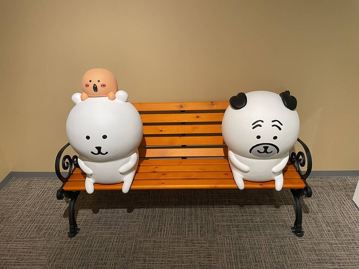 ちいかわで大人気のイラストレーター・ナガノ氏の原画を集めた展覧会が大丸京都店にて開催