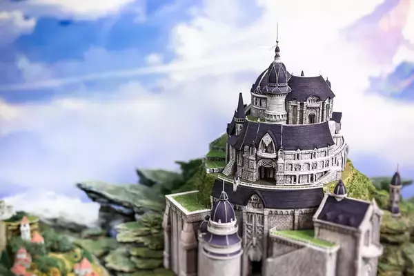 「グラブルなどゲームの壮大な世界を生み出す背景アートの展覧会「Cygames背景美術展 2024-2025」」の画像