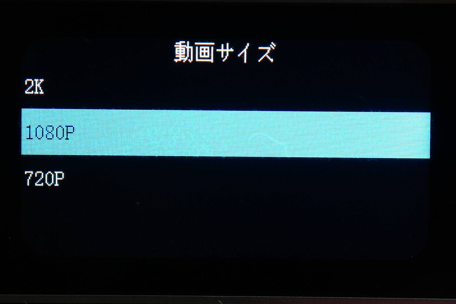 おしゃれで使える手の平サイズのミニレトロカメラ「HARU」