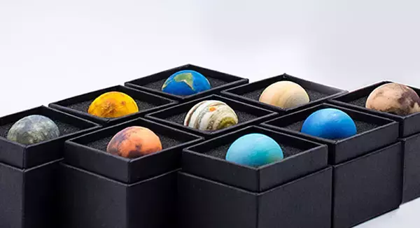 「Gloture、太陽系を表現したミニチュアセット「SOLAR SYSTEM MINI SET」を発売」の画像