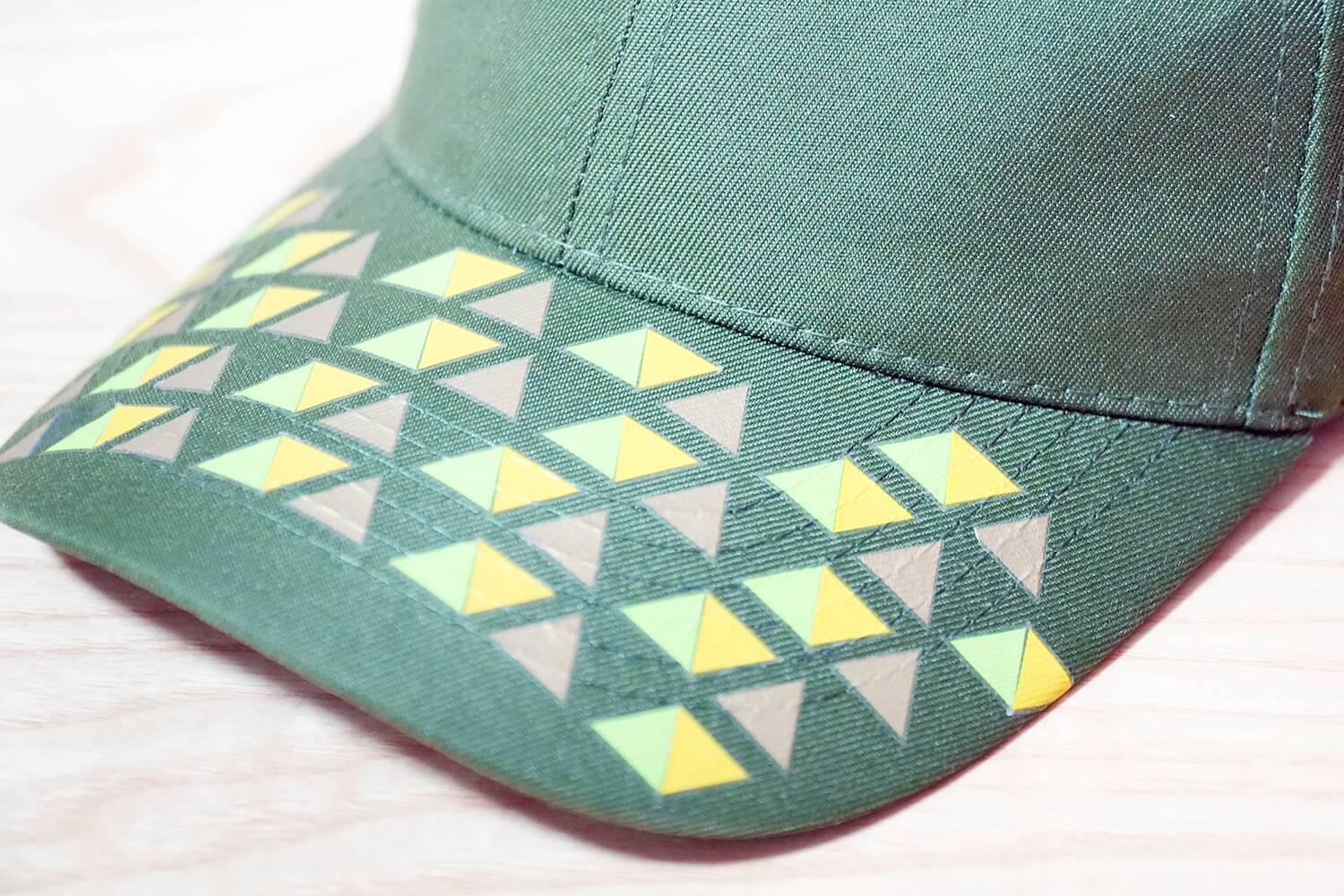 貼って擦るだけ！布用ステッカー「irodo（イロド）」で“なんでもオリジナルグッズ”に変身させる方法​