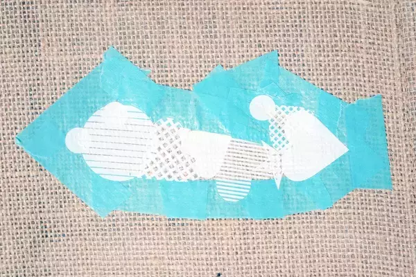 「貼って擦るだけ！布用ステッカー「irodo（イロド）」で“なんでもオリジナルグッズ”に変身させる方法​」の画像