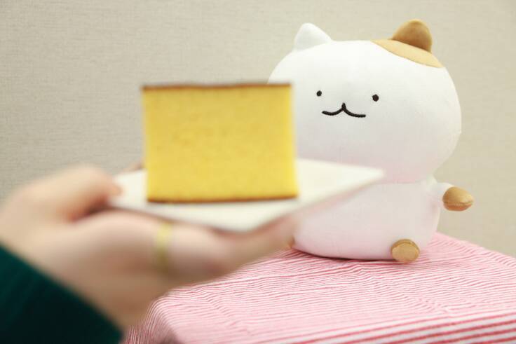 イラストレーターかやぬゆみ氏が描く「ねこ」のぬいぐるみがヴィレヴァンオンラインに登場