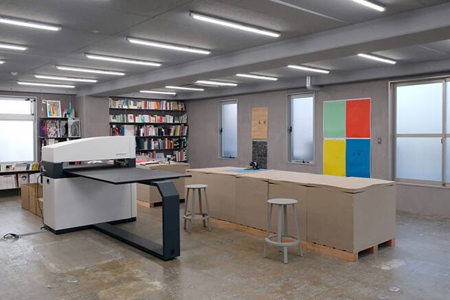 印刷会社の社内ギャラリースペースで開催されるイラスト展「ON Paper」