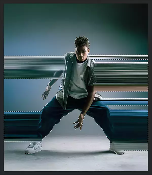 「【Photoshop】被写体の一部を引き伸ばして印象的なグラフィックを表現する（変形／動き／写真加工）」の画像