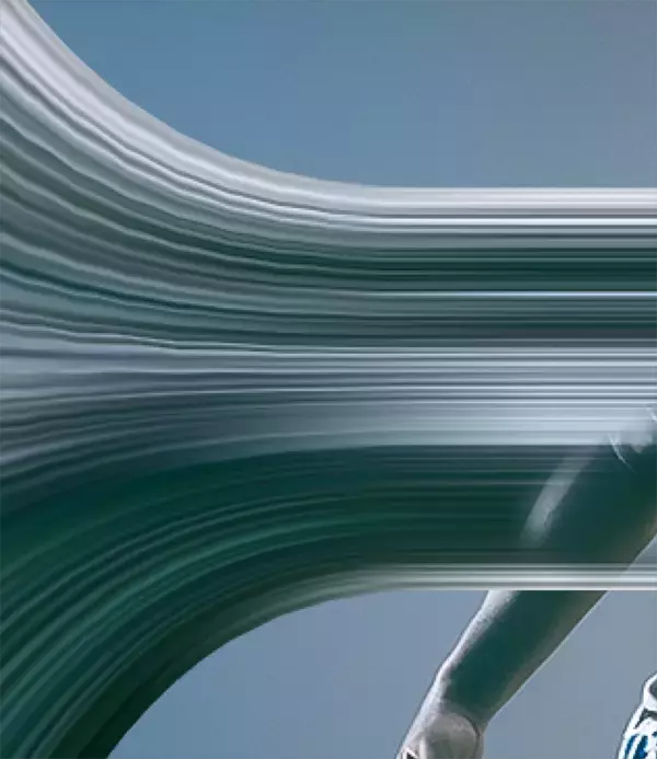 「【Photoshop】被写体の一部を引き伸ばして印象的なグラフィックを表現する（変形／動き／写真加工）」の画像