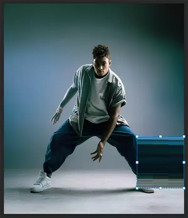 「【Photoshop】被写体の一部を引き伸ばして印象的なグラフィックを表現する（変形／動き／写真加工）」の画像