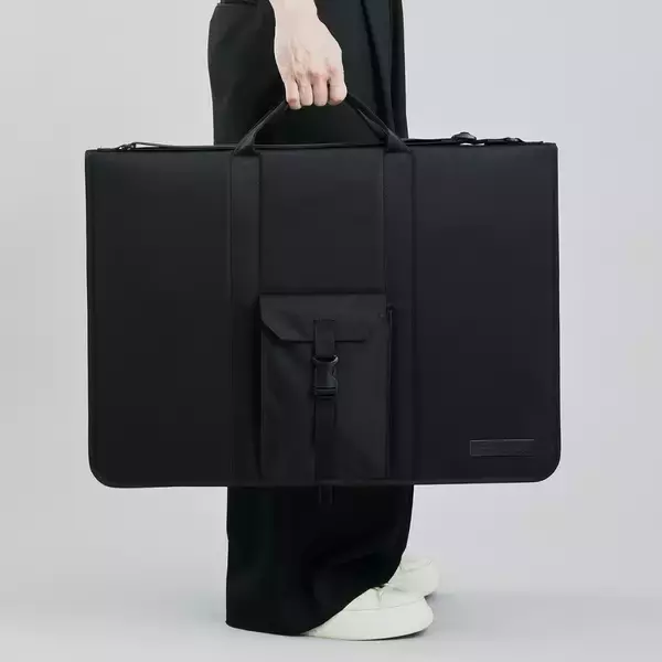 「大洋印刷、クリエイターの作品を守る「特製色校正バッグ」を発売」の画像