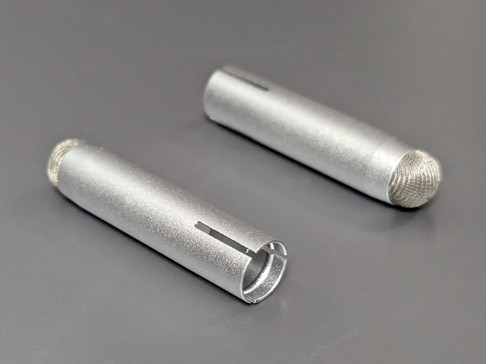 鉛筆がスタイラスに早変わり。全長4cmで携帯もラクラク、エレコム「キャップ型タッチペン」