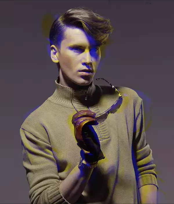 「カラフルなグリッチエフェクトを作る」の画像