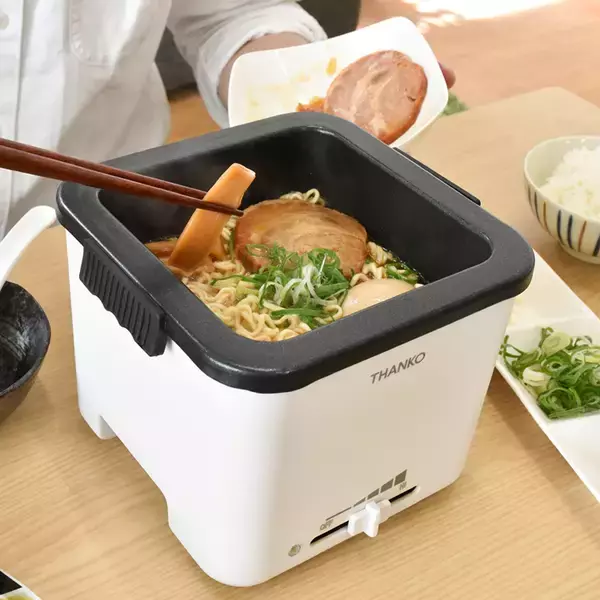 サンコーが“おひとりさま”向けの袋麺の専用鍋「俺のラーメン鍋」を発売