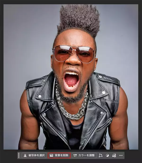 「Photoshopでコピーを重ねながら粗く劣化した画像を表現する（コピー／写真加工）」の画像