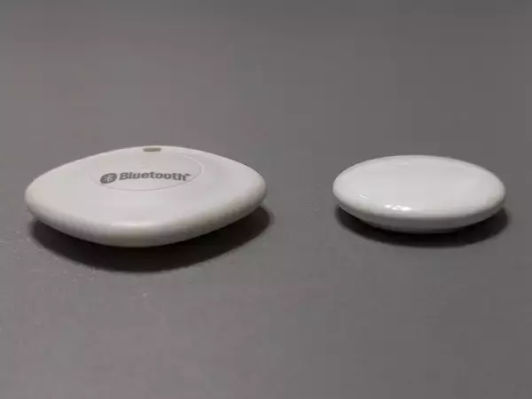「Apple「探す」アプリで使えてお値段は格安。AirTag互換の紛失防止タグ「MyTag」は本家と何が違う？」の画像