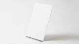 「ミニマルデザインの鉄製ペーパースタンド、A4コピー用紙を効率的に収納できる｢UPRIGHT｣の新色登場」の画像2