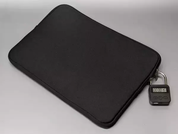 「スマホ依存はもちろんゲーム機・タブレット依存にも効果アリ、99時間まで指定できるデジタル南京錠」の画像